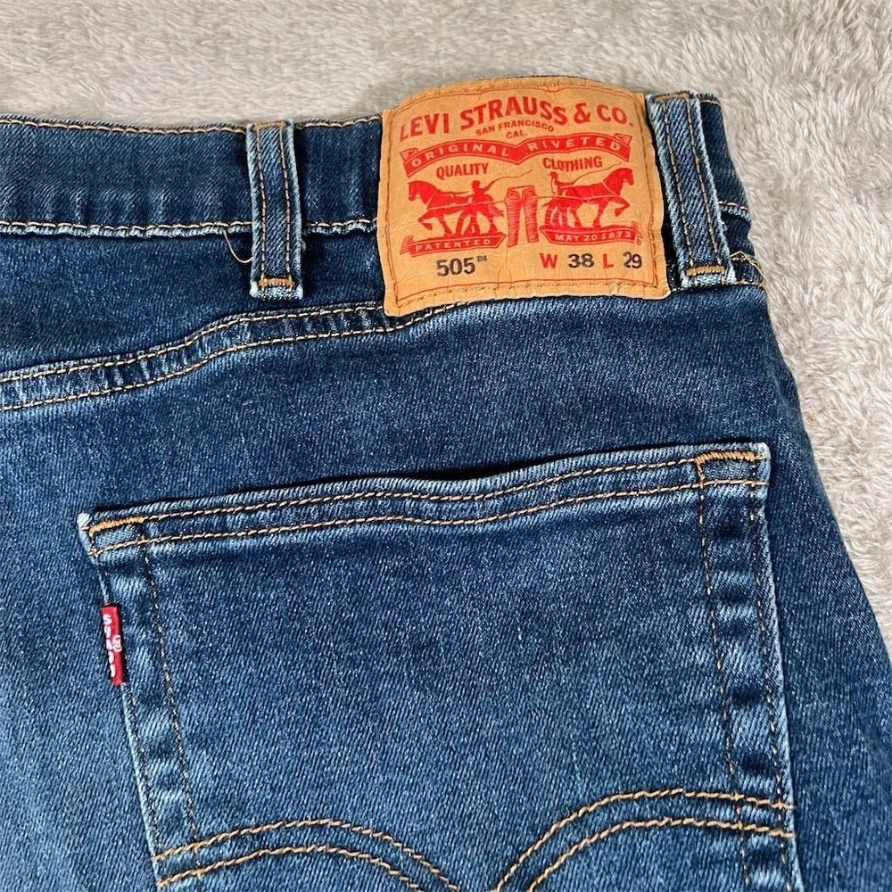 Levi's Jeans W38 L29 Blue Men's 505 Medium Wash Straight Leg Denim